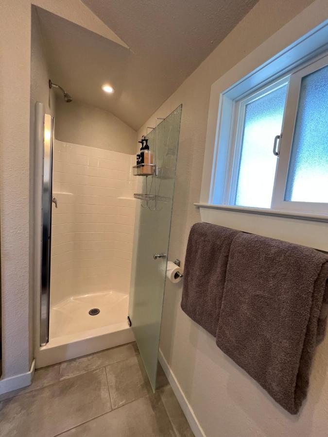 The Midtown Cottage- W/ Private Entrance And Views Santa Cruz Exteriér fotografie